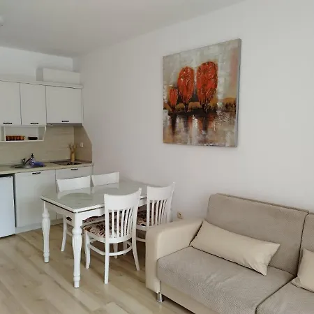 Aphrodite Gardens Apartament