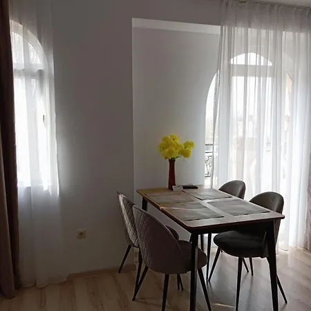 Aphrodite Gardens Apartment *
