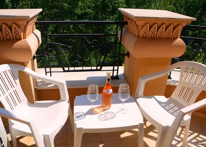 Apartment Aphrodite Gardens *