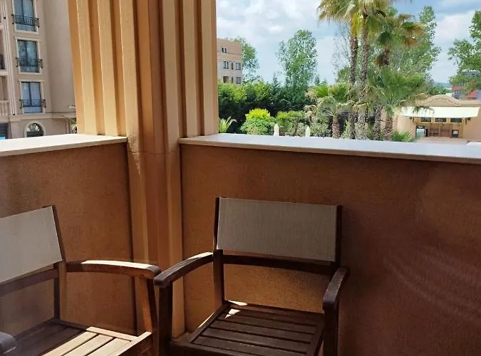 Aphrodite Gardens * Slantschew brjag