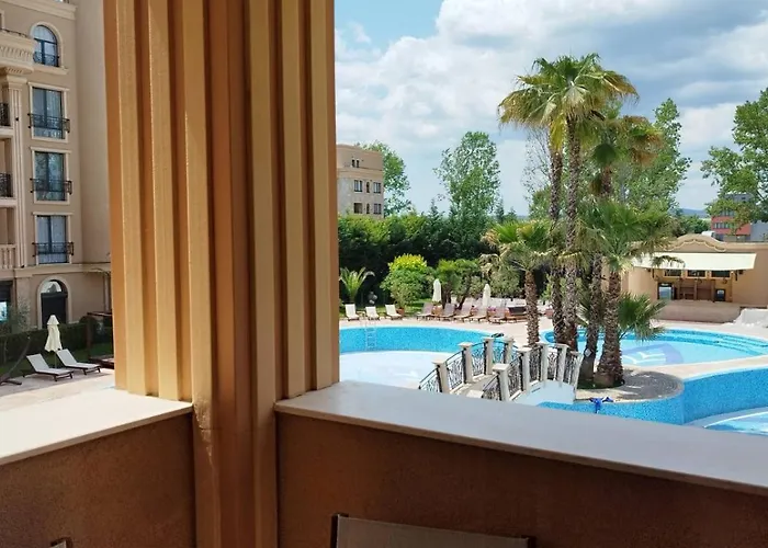 Aphrodite Gardens * סאני ביץ'